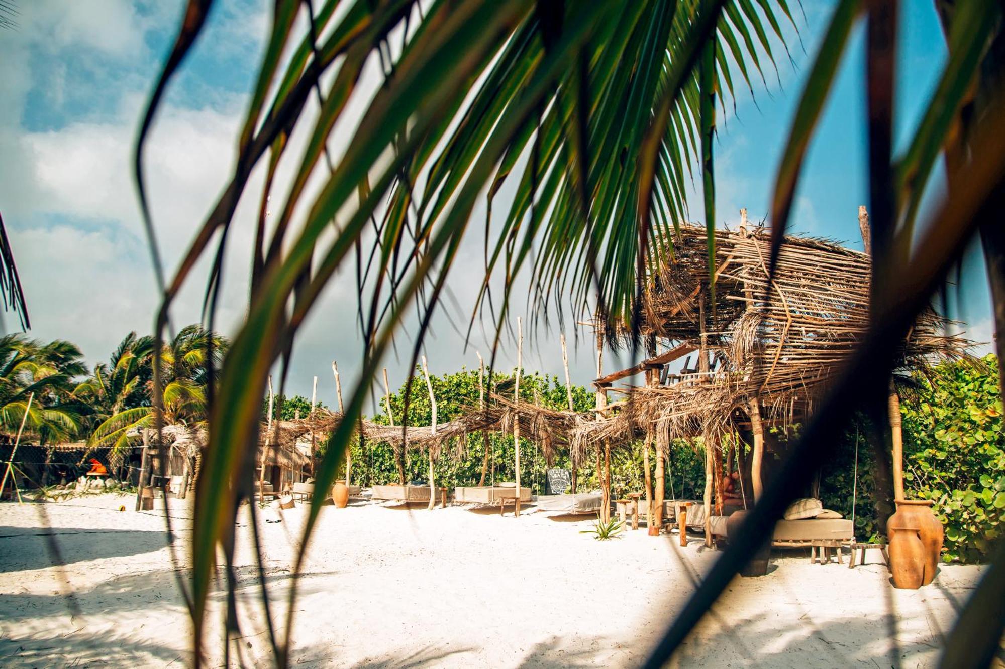 Ikal Tulum Hotel Dış mekan fotoğraf A beach hut at the resort