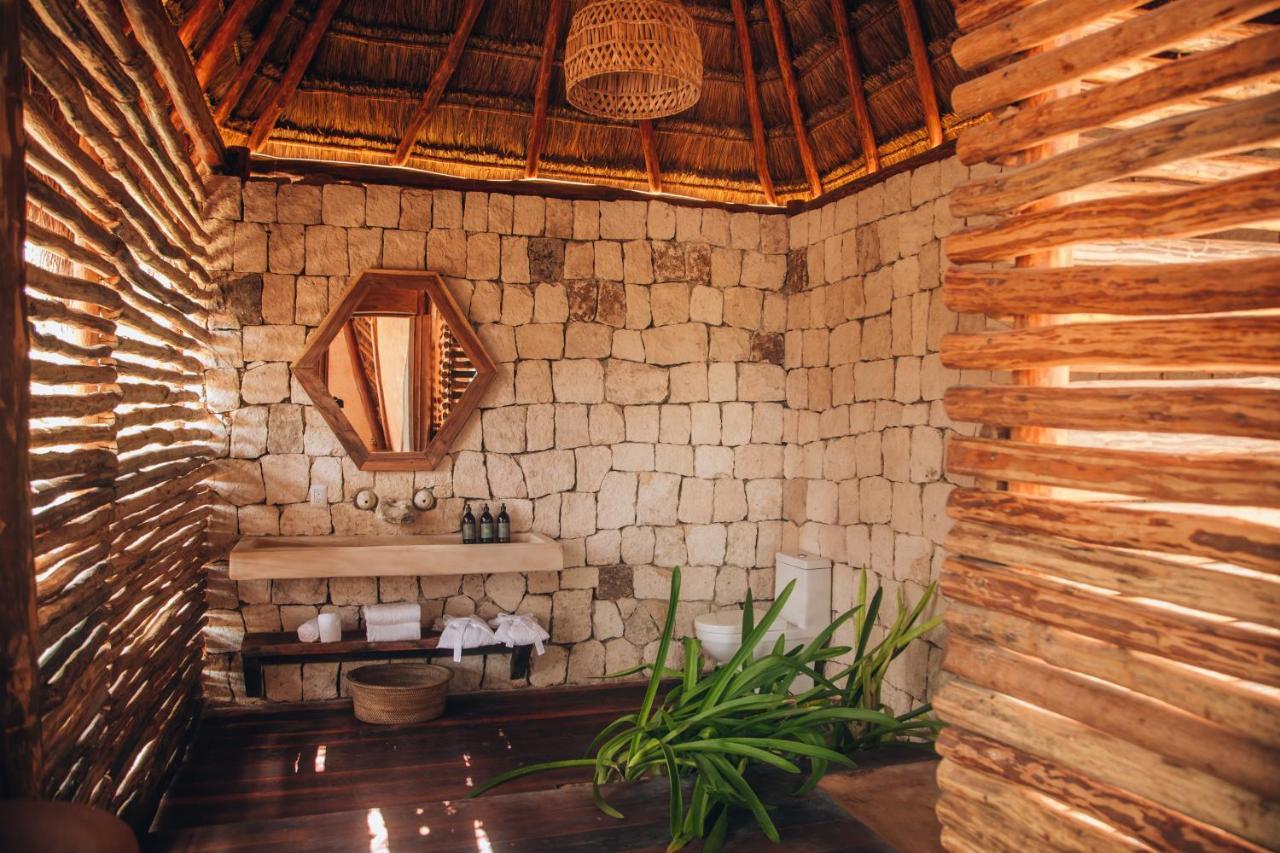 Ikal Tulum Hotel Dış mekan fotoğraf Bathroom at the Hotel Habitas