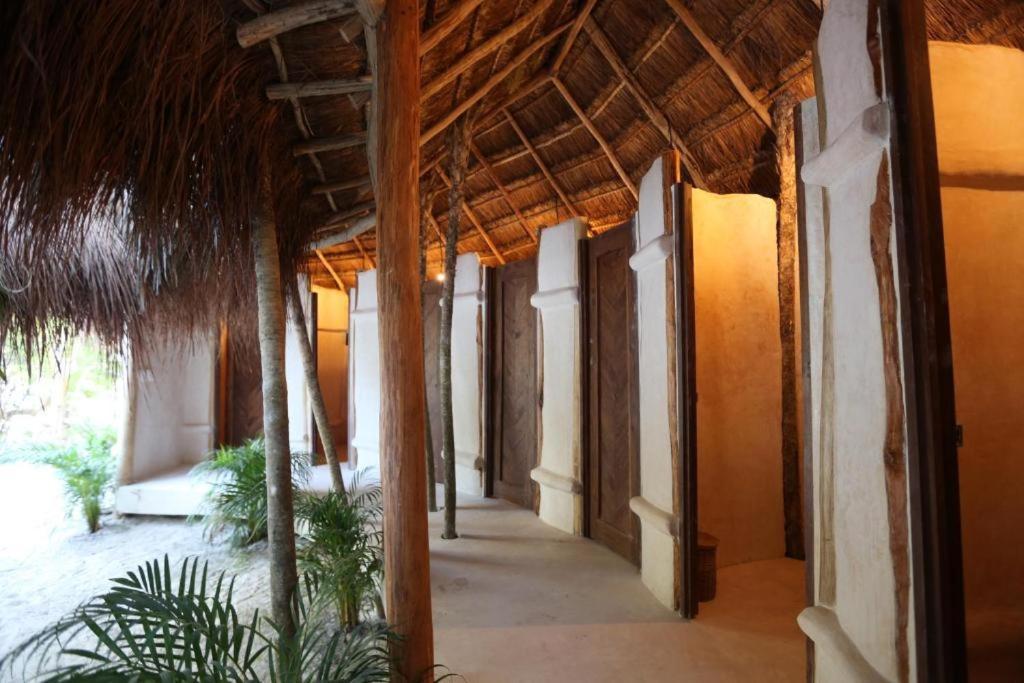 Ikal Tulum Hotel Dış mekan fotoğraf Interior of the Palace of Columns