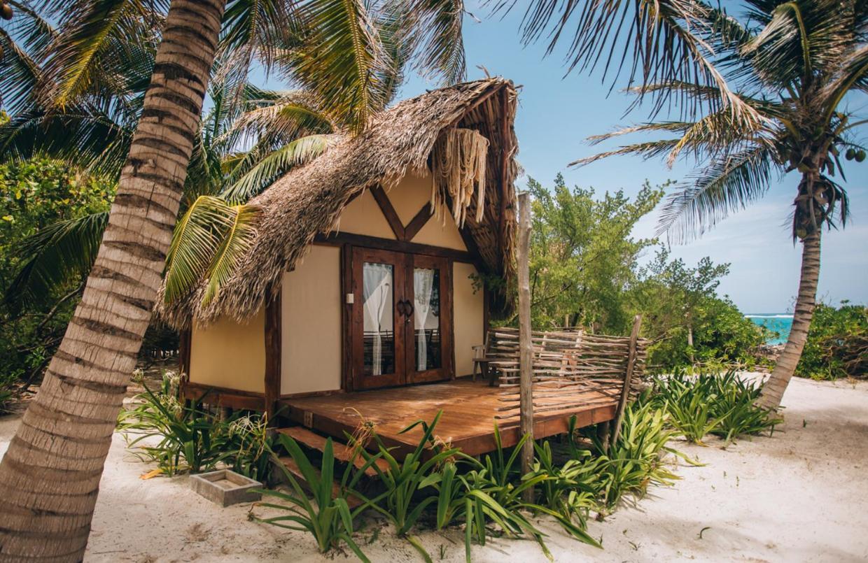 Ikal Tulum Hotel Dış mekan fotoğraf A bungalow at Xel-Há